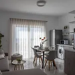 Aegean Eyes 3bd House βy The Sea