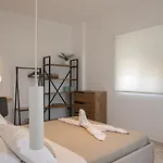 Aegean Eyes 3bd House βy The Sea בית נופש