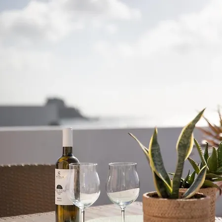 Aegean Eyes 3bd House βy The Sea *