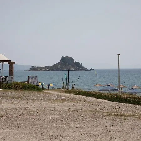 Aegean Eyes 3bd House βy The Sea *