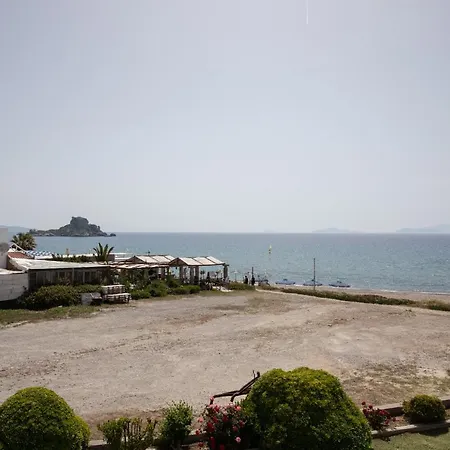 Aegean Eyes 3bd βy The Sea Feriehus *