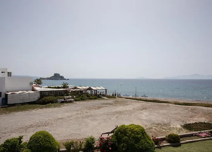 Aegean Eyes 3bd House βy The Sea Vakantiehuis *